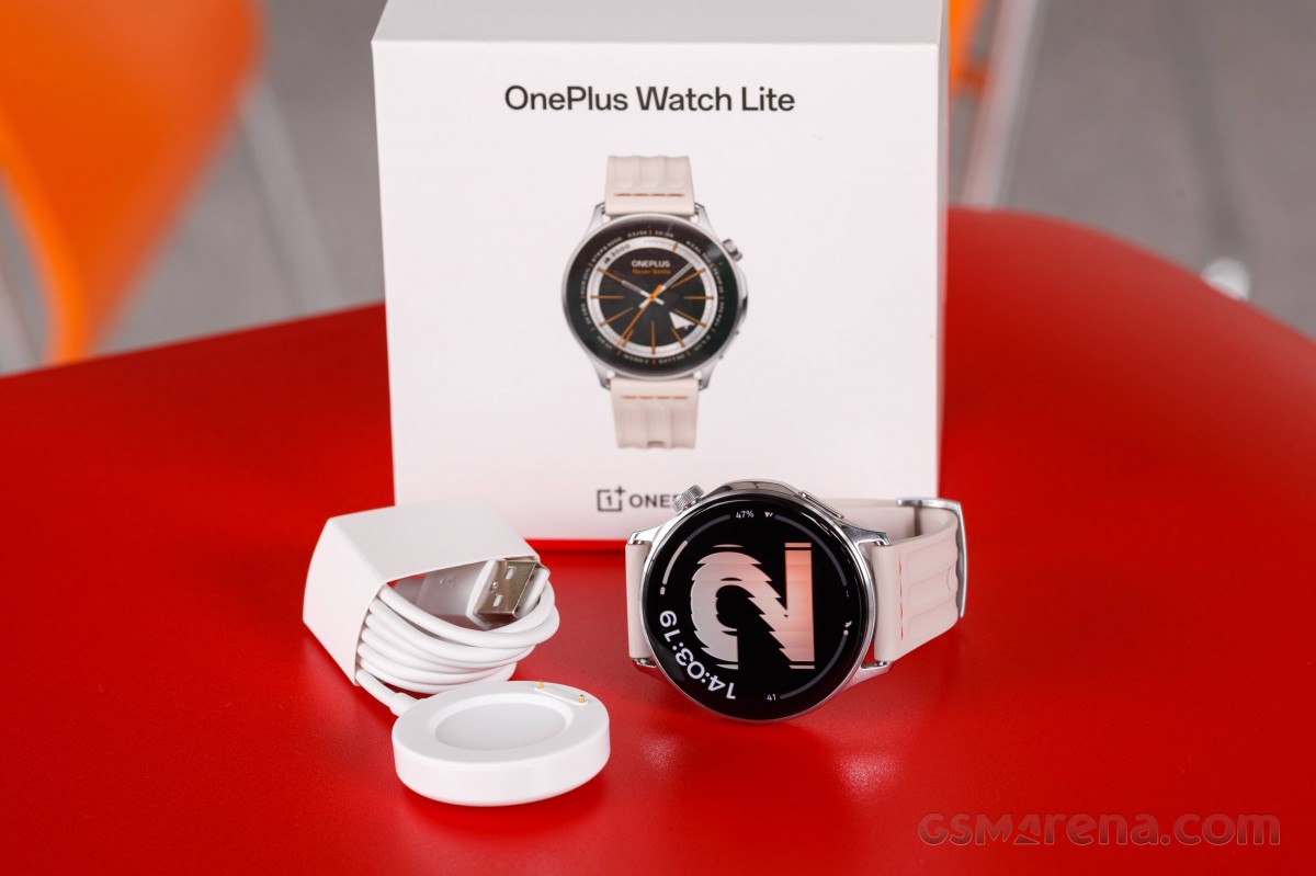 Khám Phá OnePlus Watch Lite: Smartwatch Sang Trọng Giá Hợp Lý Với Màn Hình Sáng Rực 3.000 Nits