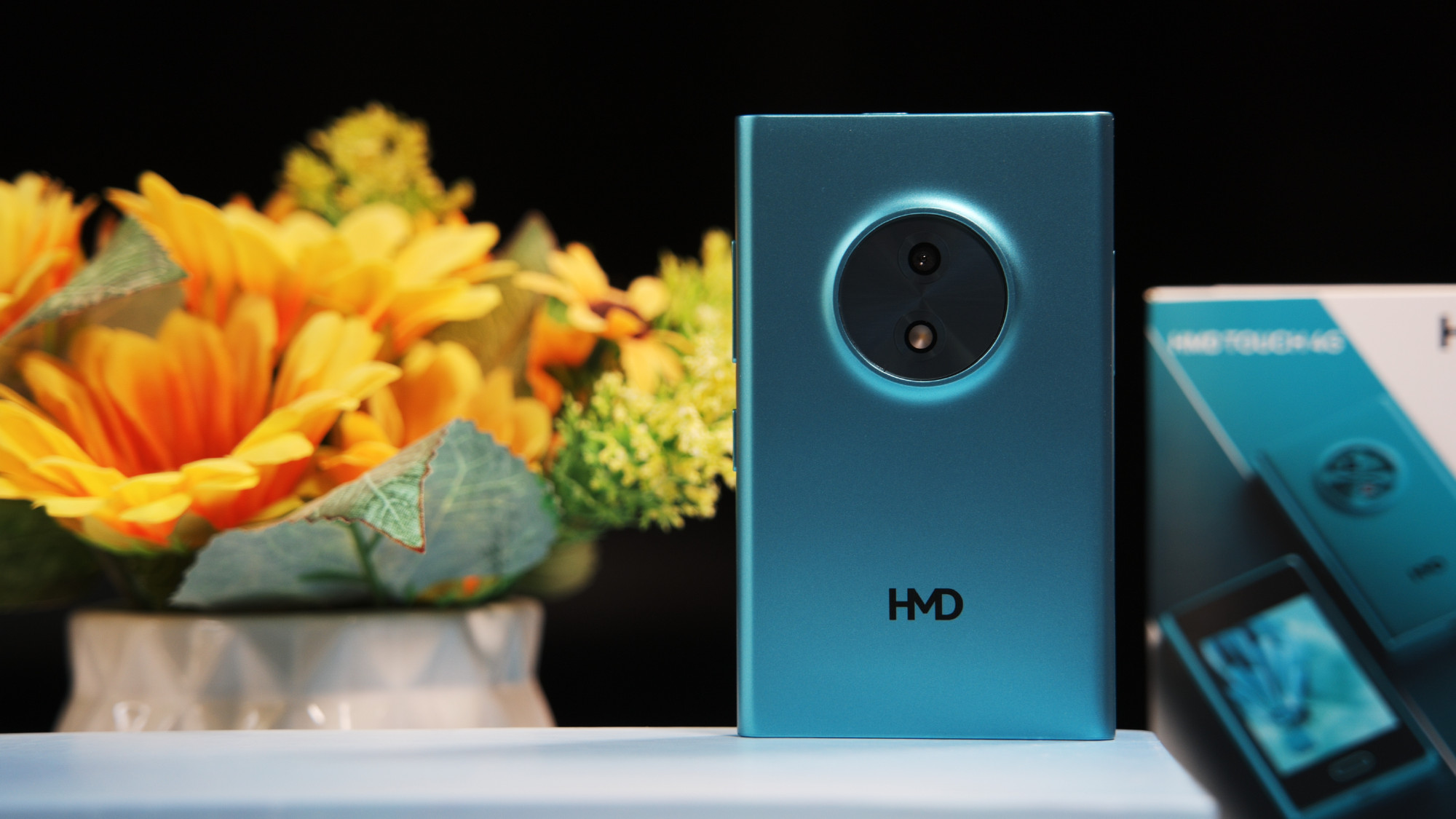 HMD ra mắt điện thoại "AI" hồi sinh thiết kế Lumia, giá hơn 1,8 triệu đồng - Ảnh 3.