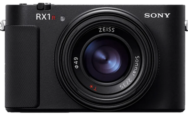 Máy Ảnh Sony RX1R III: Cuộc Cách Mạng Trong Thiết Kế và Công Nghệ