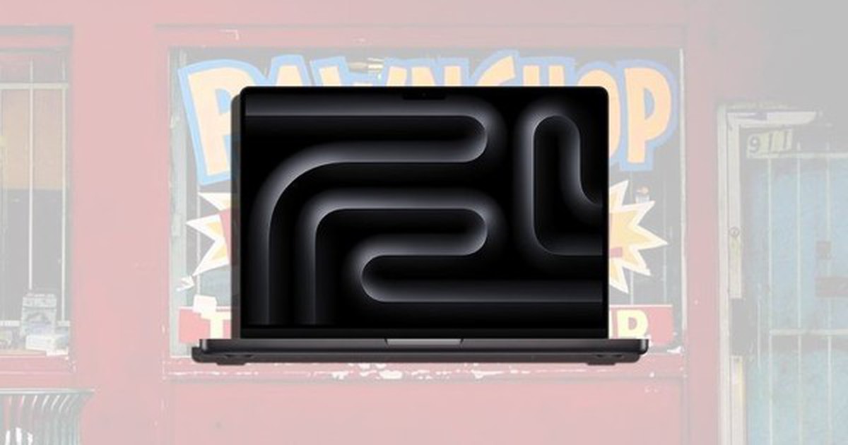 Chàng trai phát hiện MacBook Pro siêu chất giá rẻ tại tiệm cầm đồ