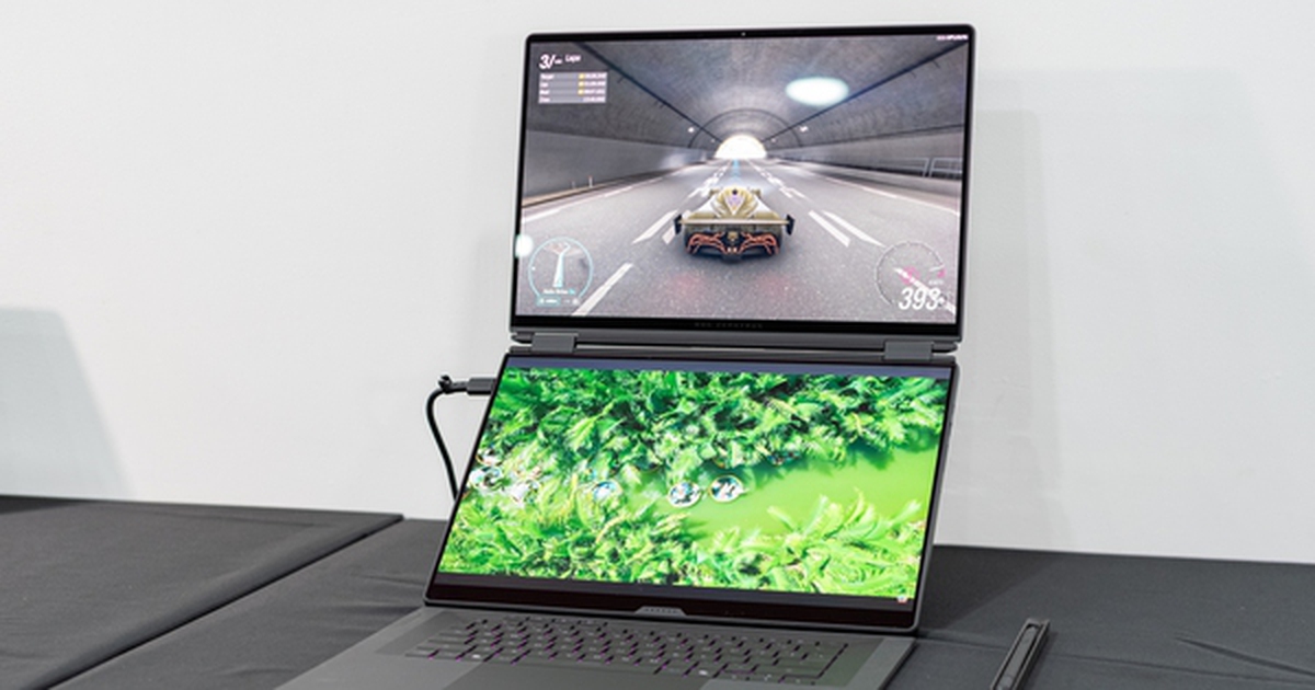 ASUS ROG Zephyrus Duo: Laptop Gaming Hai Màn Hình Đột Phá Đã Có Mặt Tại Việt Nam
