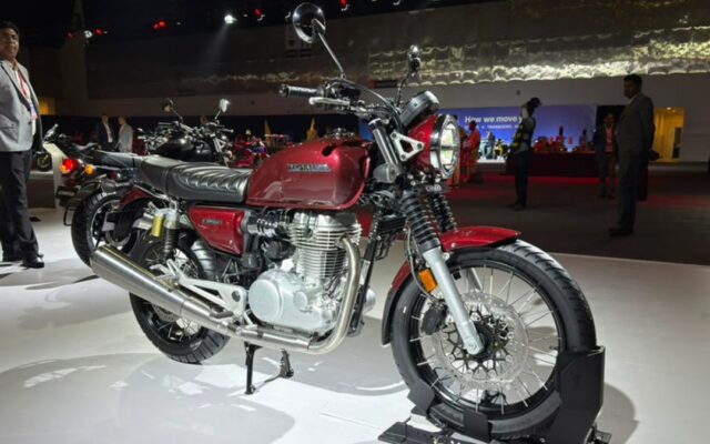 Khám Phá Honda CB500: Biểu Tượng Mới Trong Thế Giới Xe Hoài Cổ