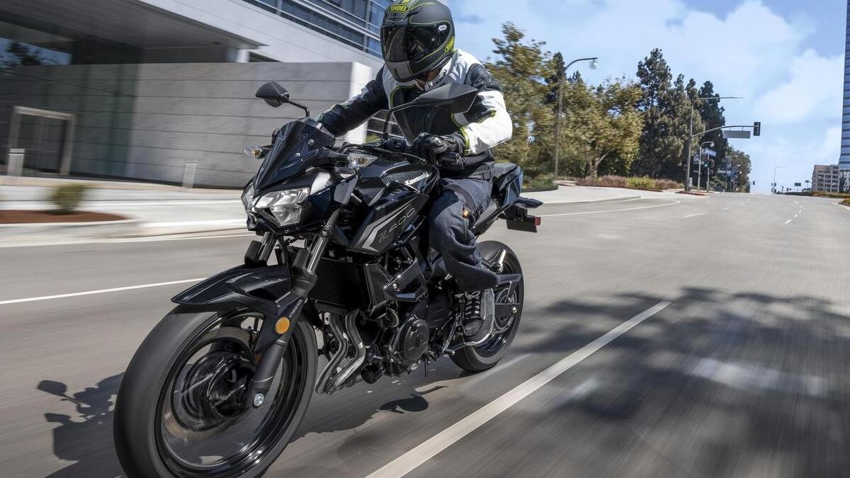 Kawasaki Z400 2027: Khám Phá Xe Mô Tô Cuốn Hút Và Giá Cả Hấp Dẫn