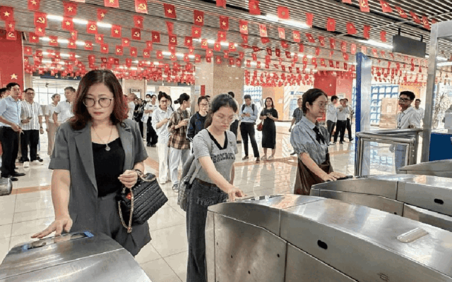 Hà Nội Tích Hợp Giải Pháp Giao Thông Mới Đem Lại Tiện Ích Cho Người Dân