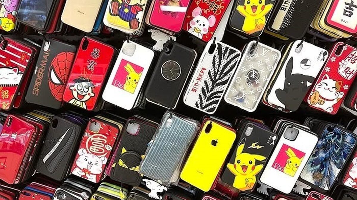 Nguy Cơ Từ Ốp Điện Thoại Giá Rẻ: Hóa Chất Độc Hại Và Rủi Ro Sức Khỏe
