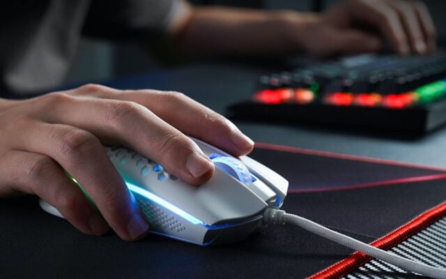 Cảnh Báo: Thiết Bị RGB Có Thể Khiến Windows 11 Bị Văng Game