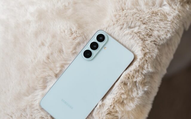 Đánh Giá Toàn Diện Galaxy S26 FE: Công Nghệ Bền Bỉ Từ Samsung