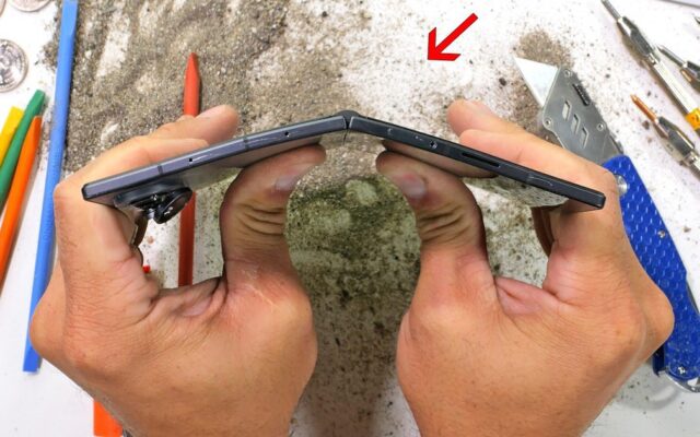 Galaxy Z Fold 8: Thử Thách Độ Bền Và Chi Phí Sửa Chữa Đáng Quan Tâm