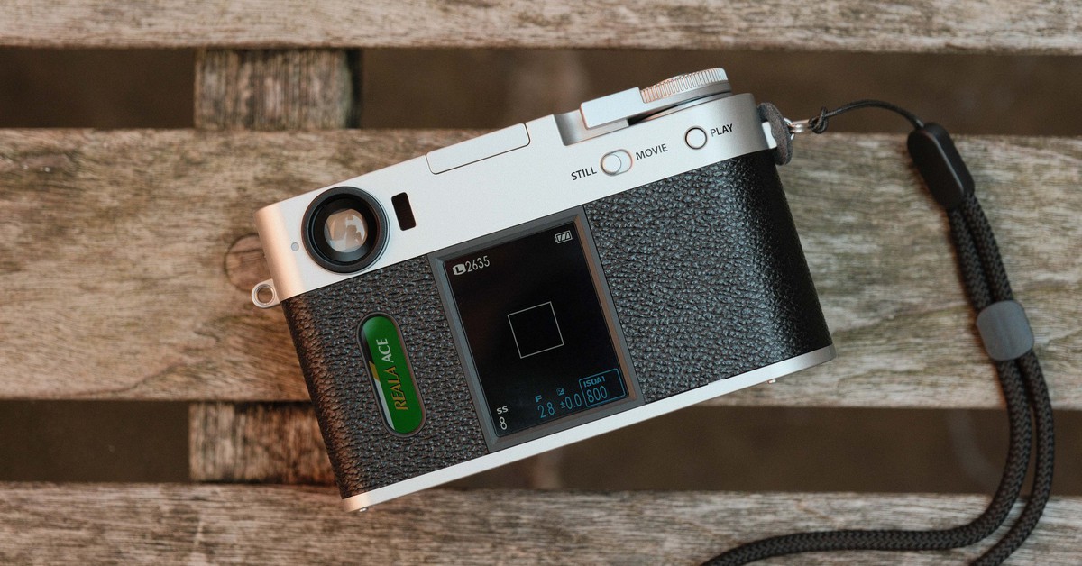 Fujifilm X half: Khám Phá Trải Nghiệm Chụp Ảnh Hoài Cổ Với Công Nghệ Hiện Đại