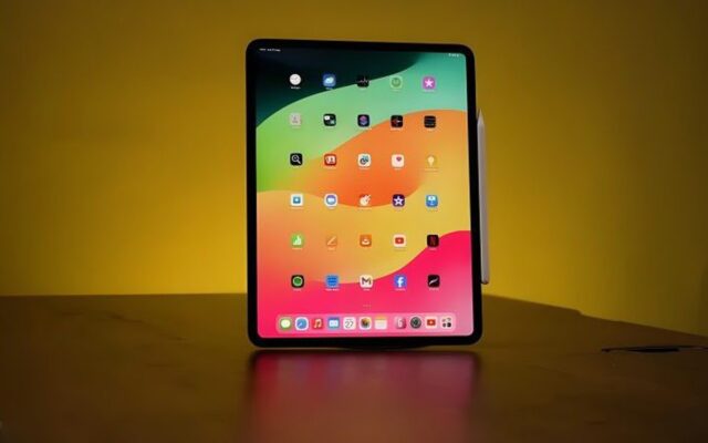 Khám Phá iPad Air M4: Chiếc Máy Tính Bảng Thay Thế Laptop Hoàn Hảo