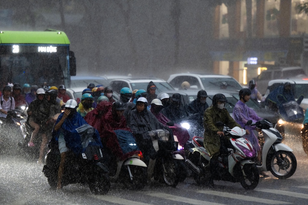 Khám Phá Lý Do Người Dân Chọn Mua Ô Tô: Đằng Sau Dự Báo Thời Tiết