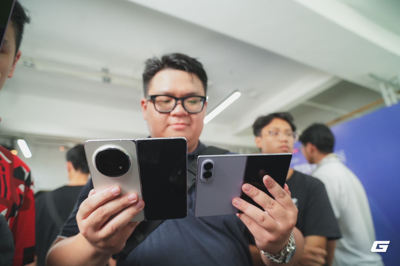 người trẻ nói gì về galaxy z8 mới - ảnh 5 Người trẻ nói gì về Galaxy Z8 mới? - Ảnh 5.