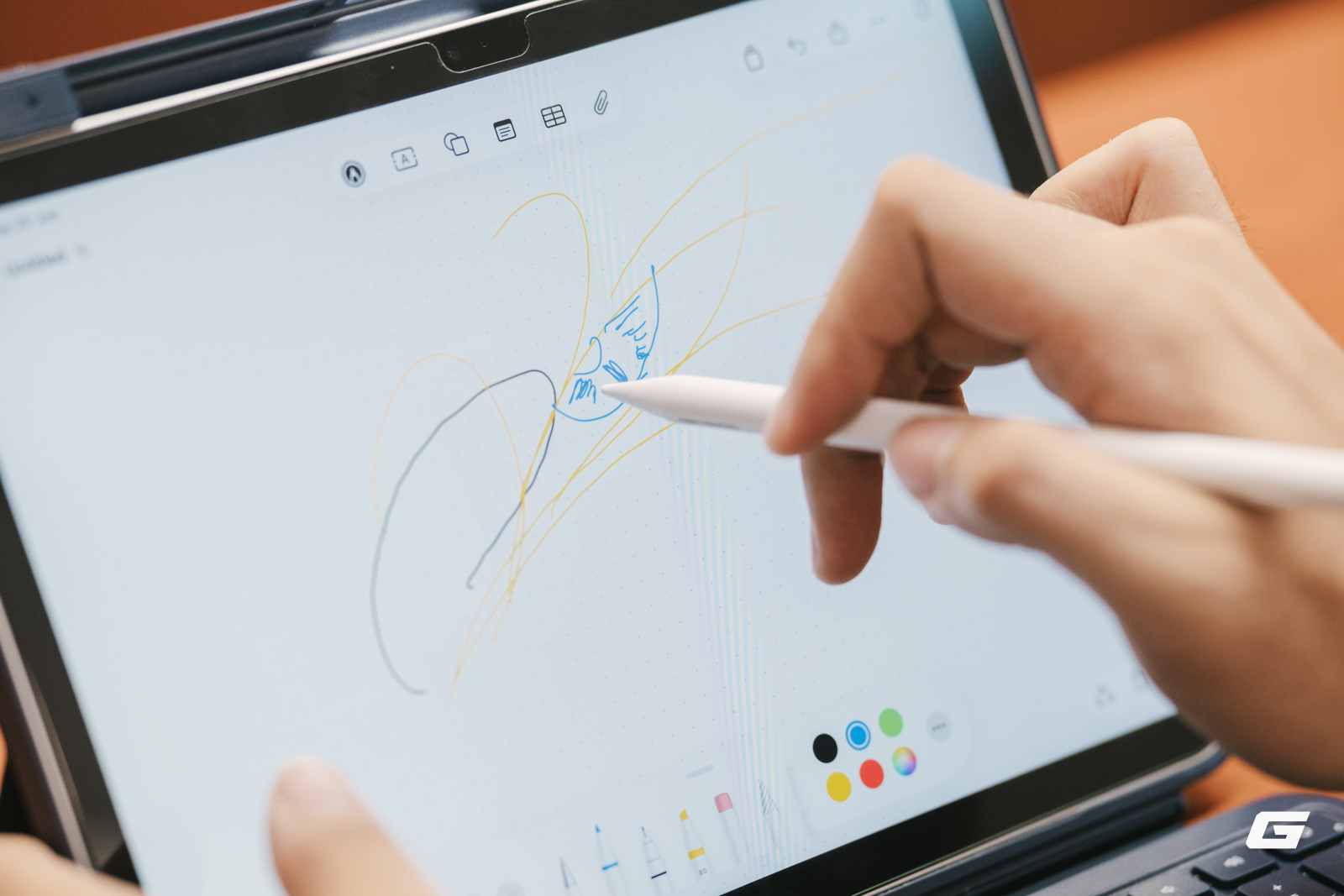 Bàn phím tháo rời cho iPad có pin dùng 2 tháng, giá chỉ hơn 1 triệu đồng - Ảnh 14.
