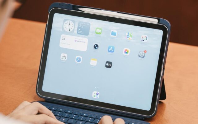 Bàn Phím Lẻ Cho iPad: Giải Pháp Tiện Lợi Với Thời Gian Sử Dụng Lên Đến 2 Tháng