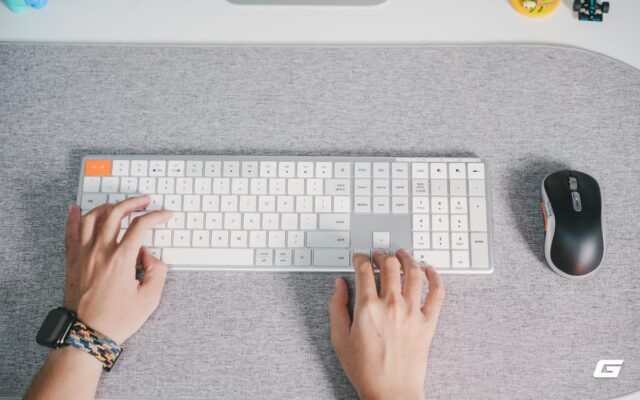 Bàn Phím Không Dây Fullsize Giá Rẻ Với Thiết Kế Đầy Ấn Tượng