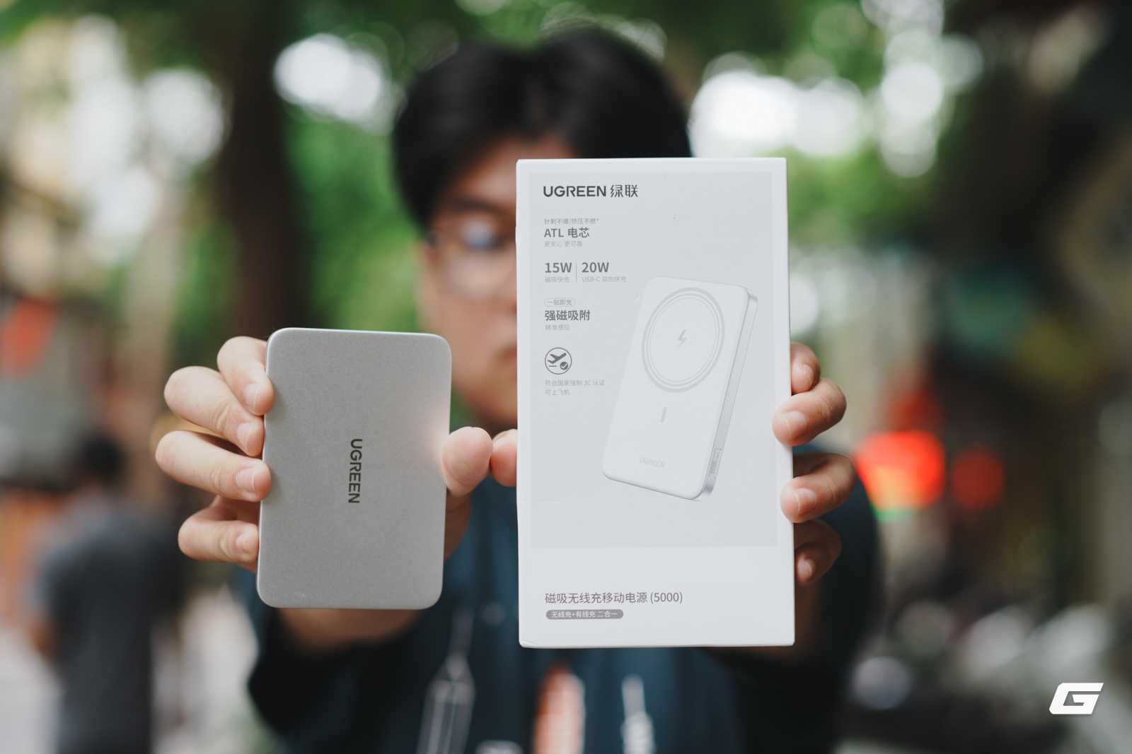 genk-ugreen-5000mah-magflow-air-13-17861862774762095566194 Pin dự phòng UGREEN - Thiết kế siêu mỏng với sạc MagSafe 15W cho iPhone