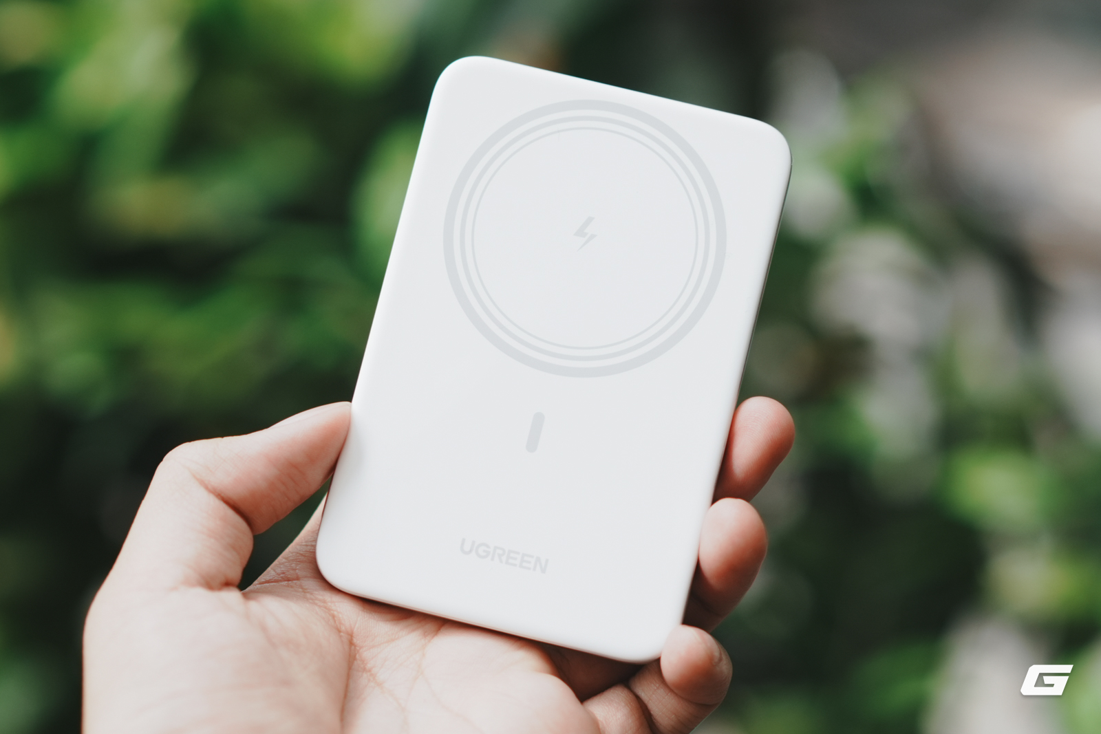 genk-ugreen-5000mah-magflow-air-6-17861862765461793864772 Thiết kế vuông vắn của UGREEN Ultra-Slim