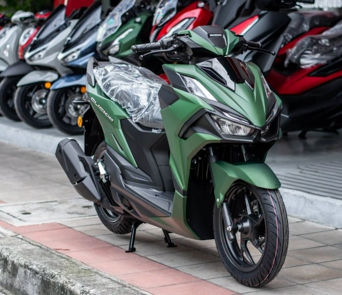 honda-click-160-1787189902413-1787189904221658731319-031827-1788087037663-17880870382021144092602