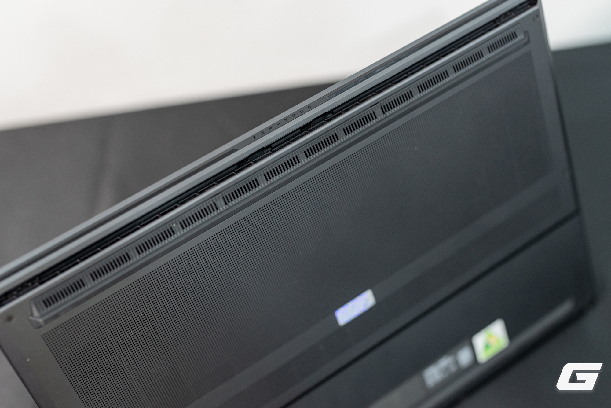 ROG Zephyrus G16