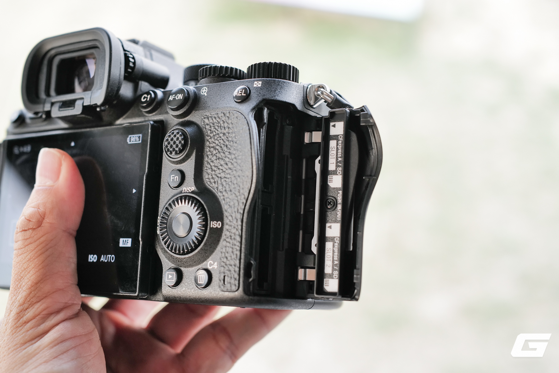 Videoclip quay bằng Sony Alpha 7R VI