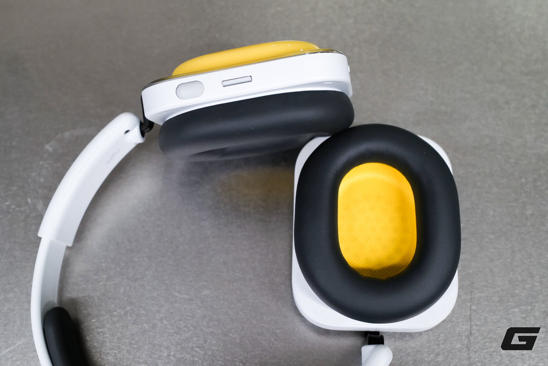 Nothing Headphone a