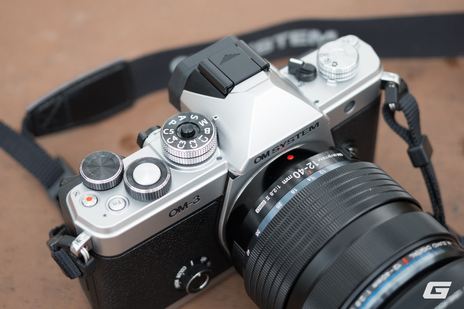 Máy ảnh OM-3