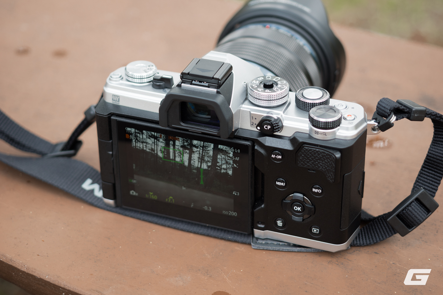 Máy ảnh OM-3