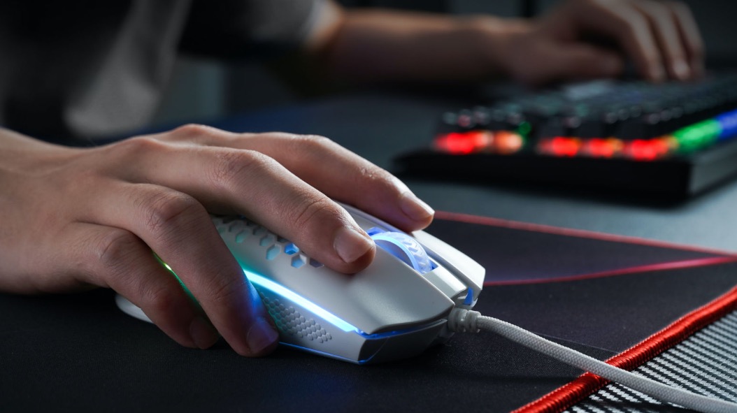 Cảnh báo Windows 11 gặp sự cố với thiết bị RGB - Ảnh 1.