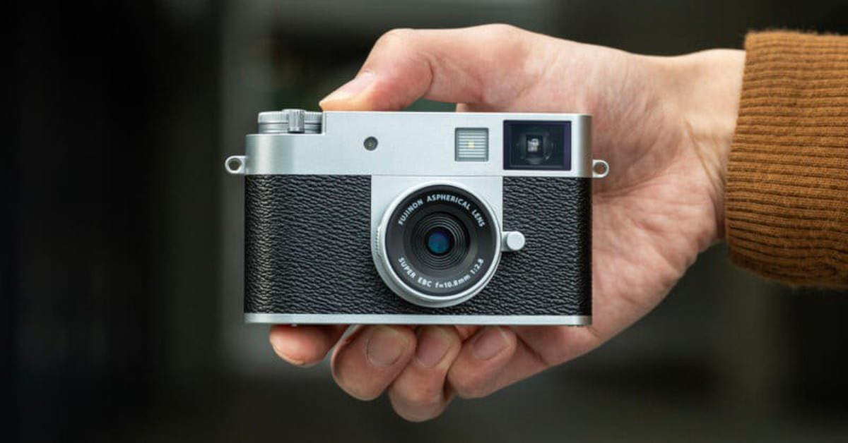 Khám Phá Máy Ảnh Fujifilm X half: Thiết Kế Hoài Cổ Với Công Nghệ Hiện Đại