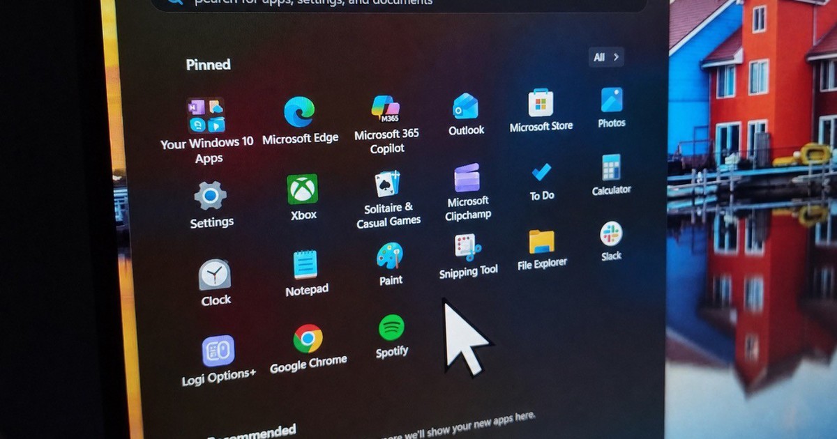 Sự Cố Gây Bối Rối Trên Windows 11: Con Trỏ Chuột Phóng To và Lỗi Microsoft Defender