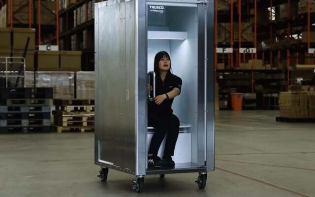 Giải Pháp Làm Mát Đột Phá Từ Nhật Bản: Tủ Lạnh Cho Người