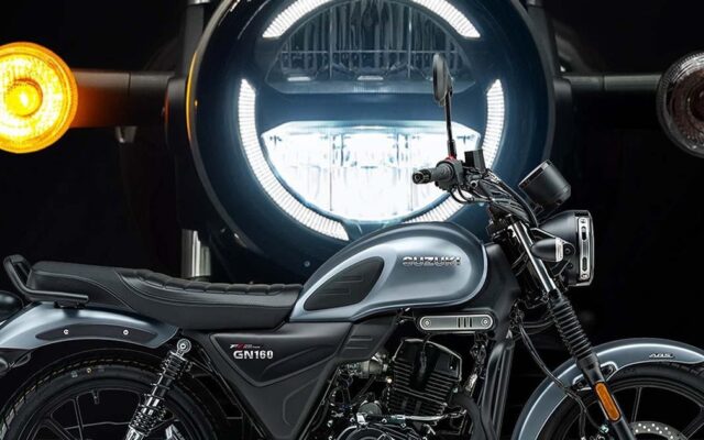 GN160: Suzuki pha trộn phong cách cổ điển với động cơ 162cc cho phân khúc côn tay