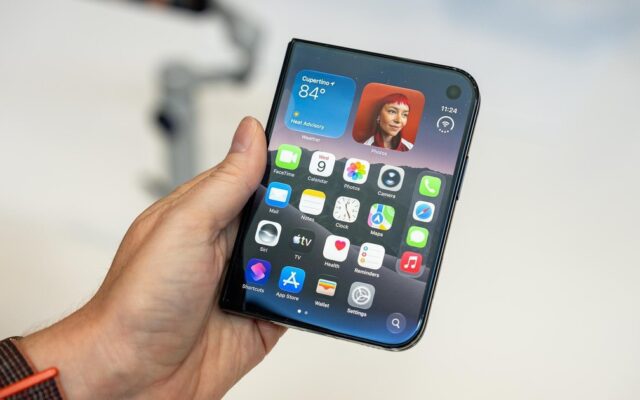 iPhone Duo — thiết kế gập, màn hình lớn và hiệu năng A20 Pro