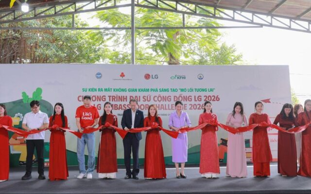 Phòng công nghệ ‘Mở lối Tương lai’ tại Tân Mai: bước đệm cho kỹ năng số của học sinh