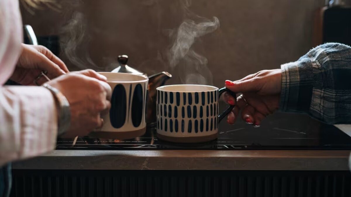Đồ uống quá nóng và ung thư thực quản: bằng chứng, ý nghĩa và cách giảm rủi ro