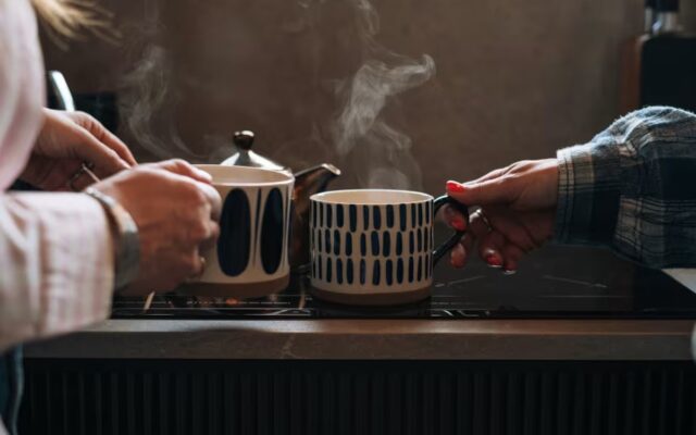Đồ uống quá nóng và ung thư thực quản: bằng chứng, ý nghĩa và cách giảm rủi ro