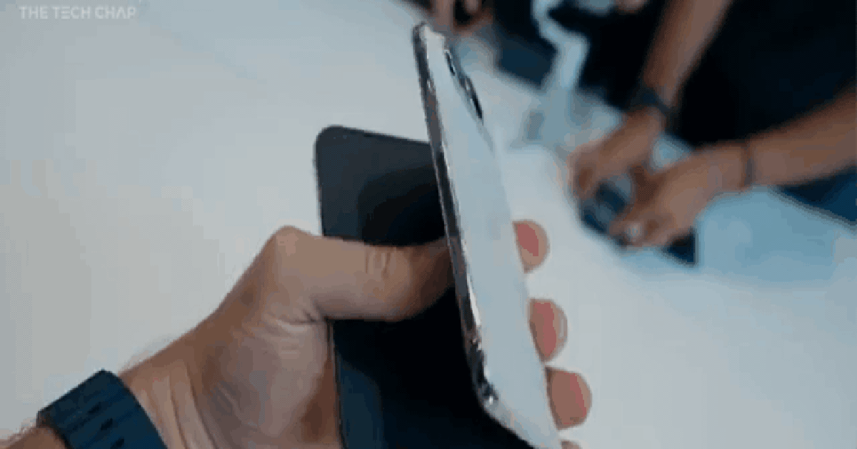 iPhone Duo: Khi Apple đổi khuôn — đánh giá chi tiết thiết kế, màn hình và pin