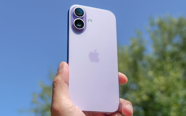 Tăng giá iPhone tại Việt Nam: diễn biến, nguyên nhân và hướng chọn mua