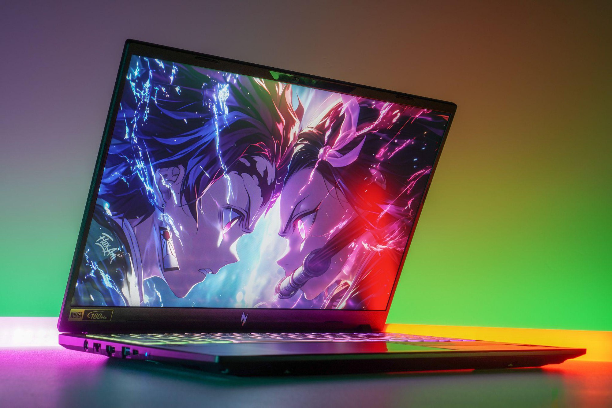 GPU mạnh thôi chưa đủ: Vì sao laptop gaming cần màn hình tương xứng? - Ảnh 1.